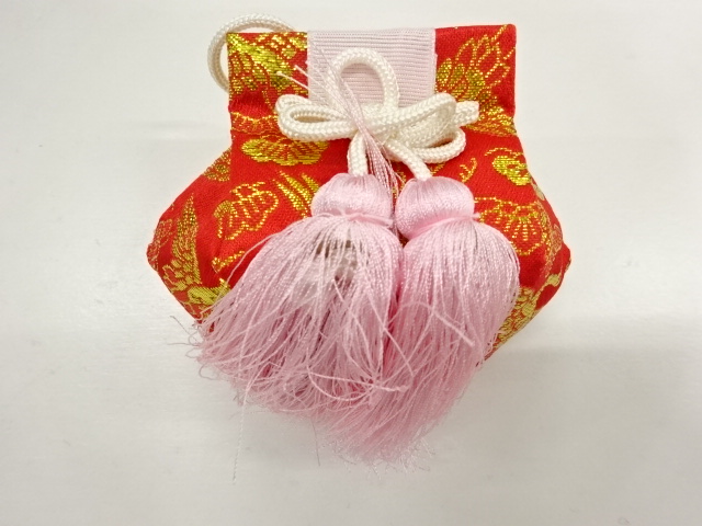 JAPANESE KIMONO / VINTAGE AMULET POUCH / CRANE & KASAMATSU PATTERN